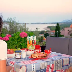 Cara'a Mare Couette-café
